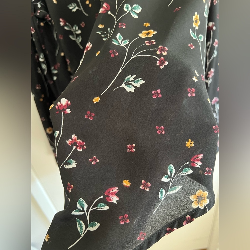 Faded Glory Boxy Long Sleeve Mandarin Collar Floral Blouse, size L - Picture 3 of 11